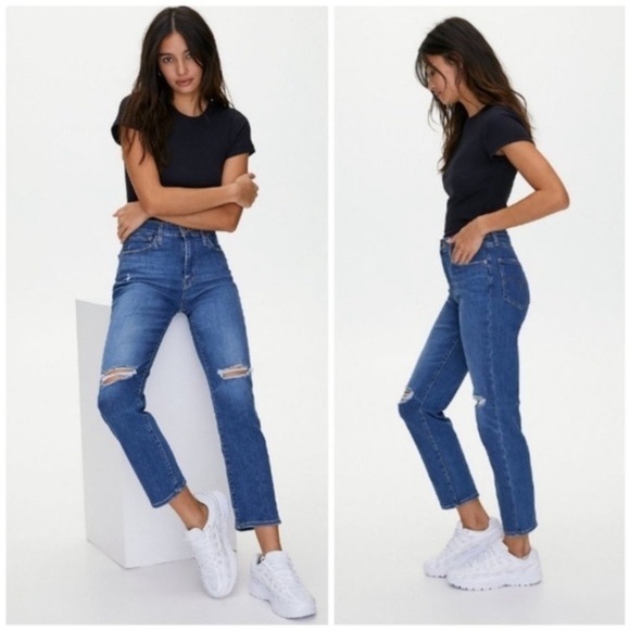 LEVI’S 724 High Rise Straight Crop Jeans in New York Brawl Medium Wash - Picture 1 of 10